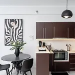 Byron Luxury 아파트