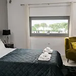 Byron Luxury *