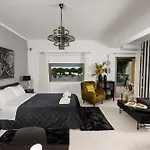 Appartement Byron Luxury Aigio