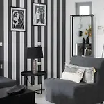 Byron Luxury *