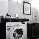 Byron Luxury Apartamento Égio