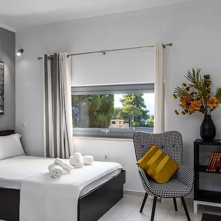 Apartment Byron Luxury Aigio