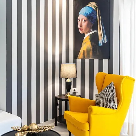 Byron Luxury Διαμέρισμα *