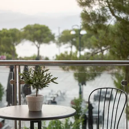 Διαμέρισμα Byron Luxury Αίγιο