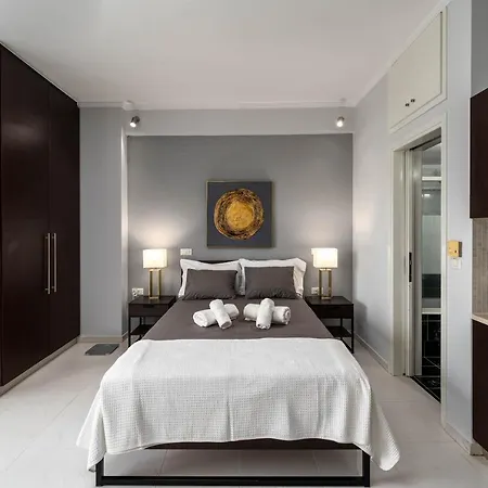 Byron Luxury Apartment *