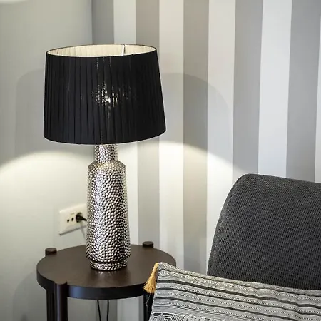 Byron Luxury Lejlighed