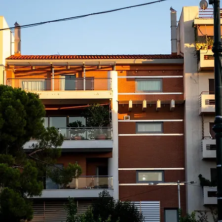 Byron Luxury Aigio