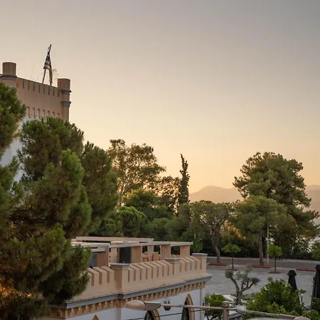 Apartment Byron Luxury Aigio