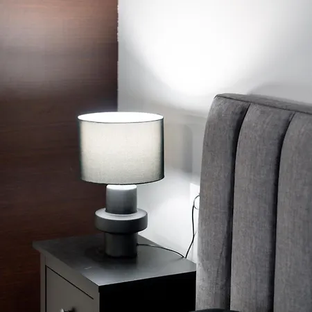 Byron Luxury Apartment Aigio
