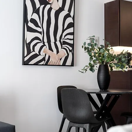 Byron Luxury Апартаменты *