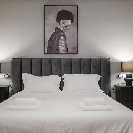 Byron Luxury Lejlighed