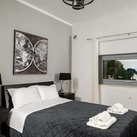 Byron Luxury Lejlighed