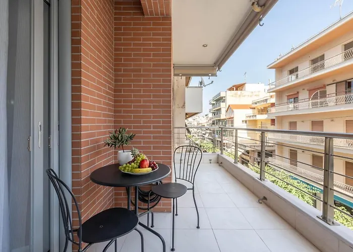 Lejlighed Byron Luxury Aigio