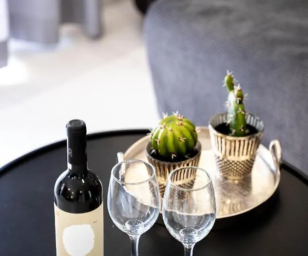 Byron Luxury