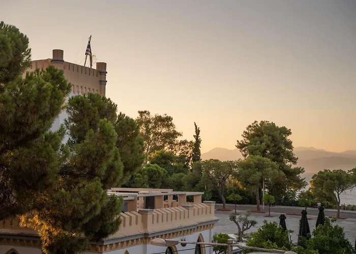 Lejlighed Byron Luxury Aigio