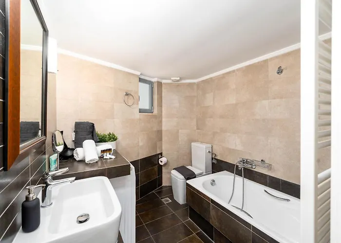 Byron Luxury Lejlighed