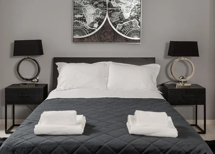 Byron Luxury Lejlighed Aigio