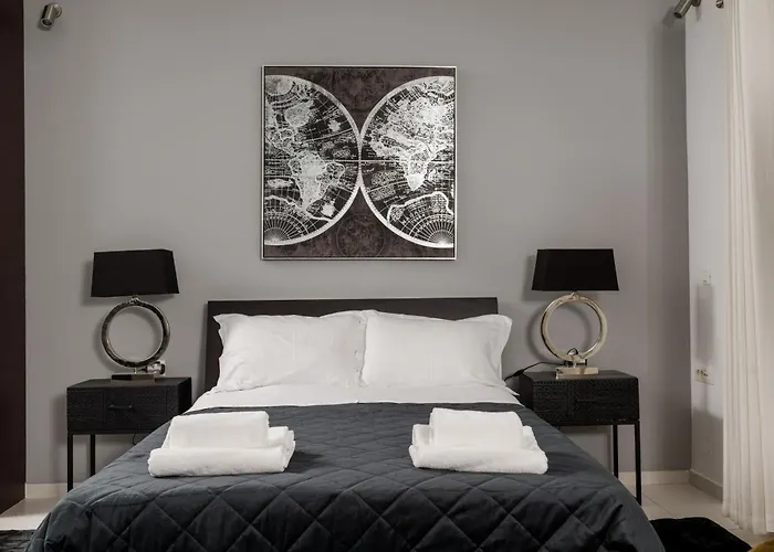 Byron Luxury * Égio