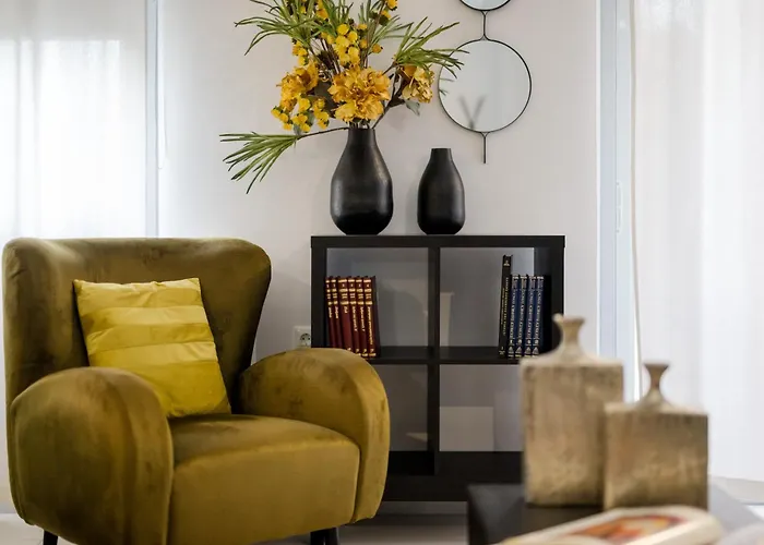 Byron Luxury * Égio