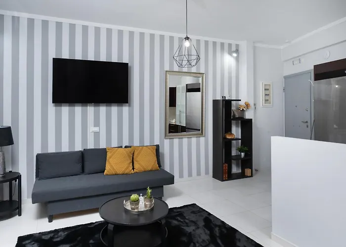 Byron Luxury