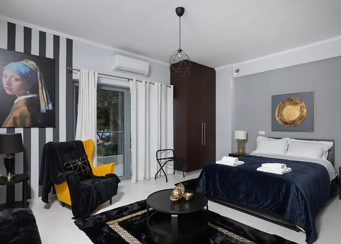 Byron Luxury Lejlighed *